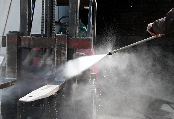 Best Playground Equipment Cleaning  in Watergate, FL